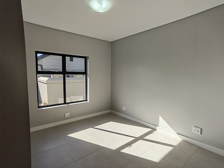 To Let 3 Bedroom Property for Rent in Hartland Lifestyle Estate Western Cape